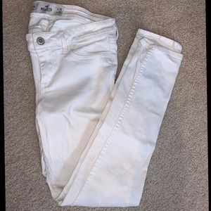 Women’s/Juniors White Hollister Skinny Jeans